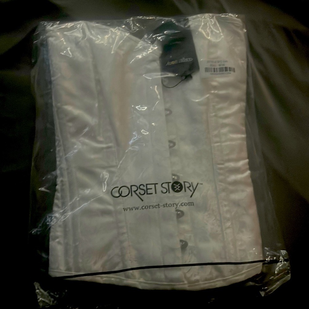 New in package Bridal corset